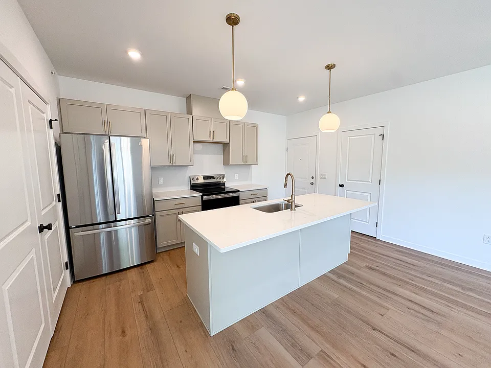 365 W Butler Ave #3A