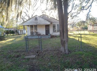 502 Camp St, Alleyton, TX 78935