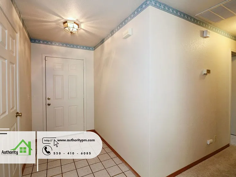 1844 Breckenwood Dr — Photo 13
