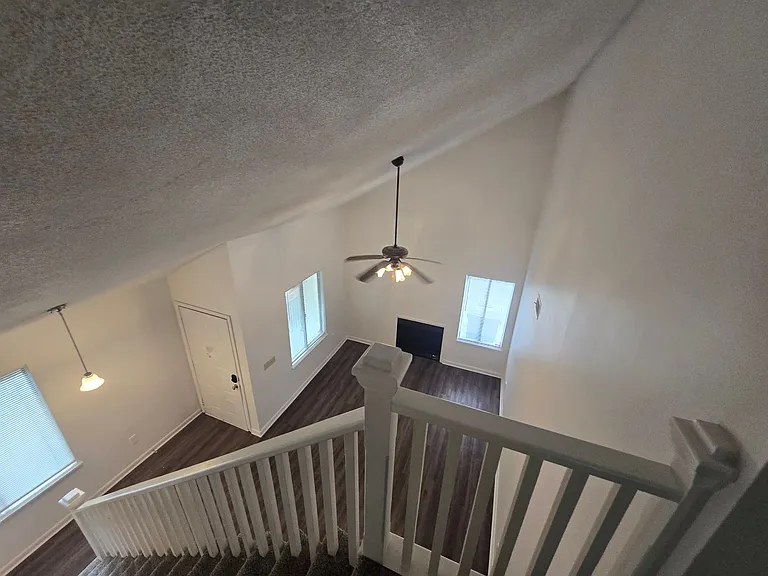 2168 Spoleto Ln E — Photo 18