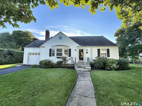 30 Wright Lane, Hamden, CT 06517