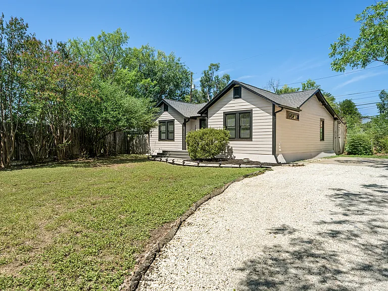2804 Breeze Ter — Photo 3