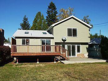 4th image of 3222 E 32nd Ave