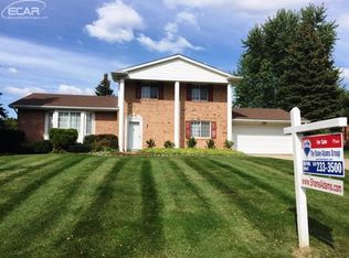 6358 Covered Wagons Trl, Flint, MI 48532