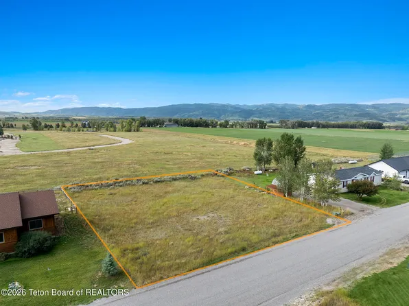 103 Tumbleweed Ln, Thayne, WY 83127