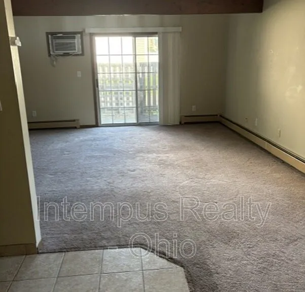 7468 Huntington Dr #6 — Photo 7