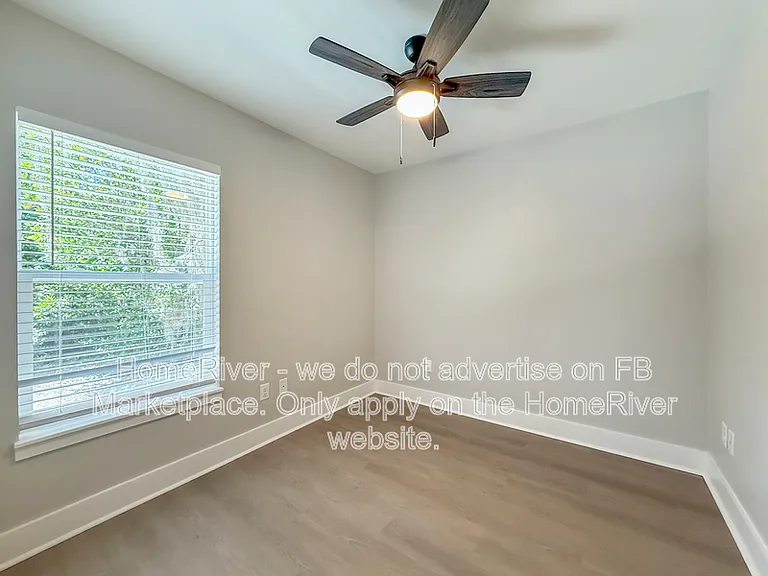 356 Duray Ct — Photo 9