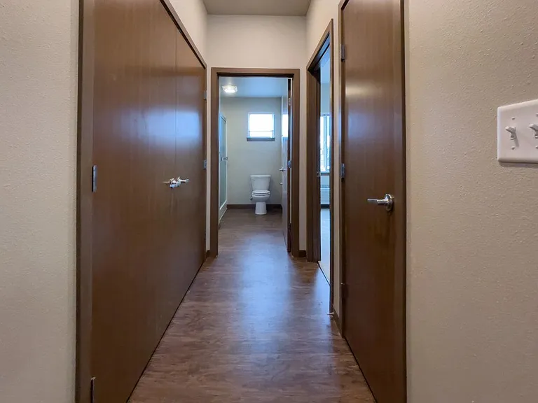 Deer Haven Apartments — Photo 12