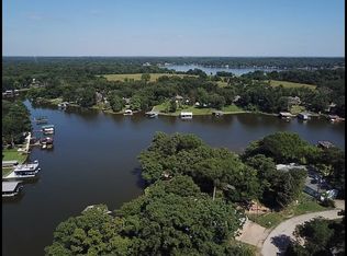 114 Navarro Dr, Mabank, TX 75156