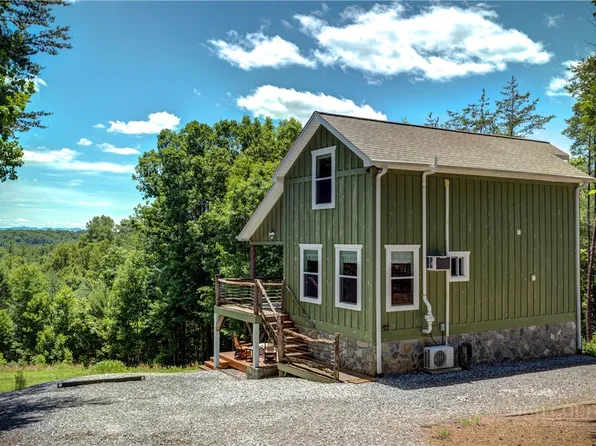 1594 High Valley Way, Lenoir, NC 28645