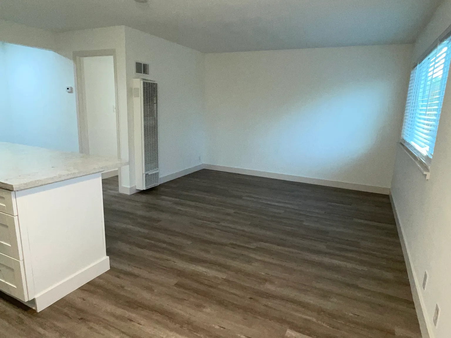 2 bed, $3,300 — Photo 4