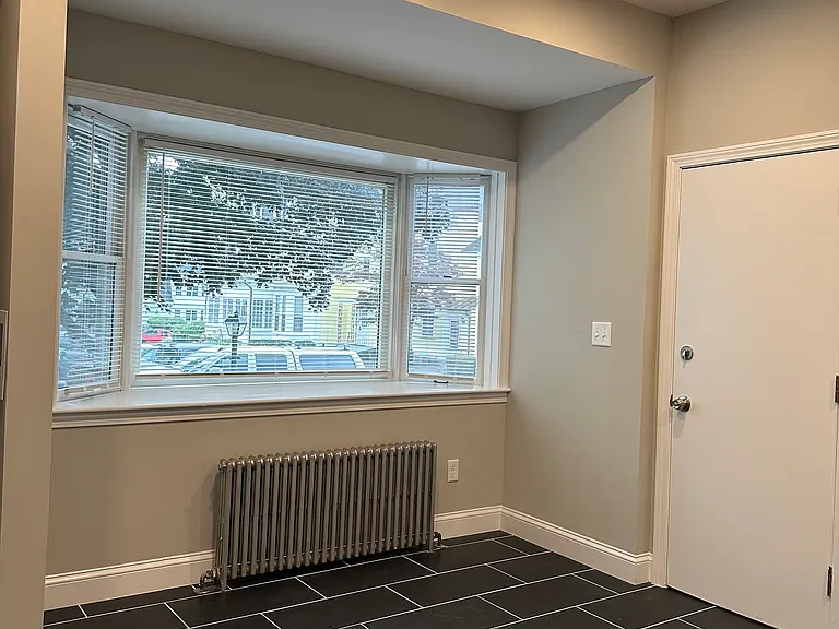 16 Morton St #1 — Photo 12