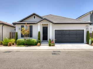 2935 N Leya Dr, Fresno, CA