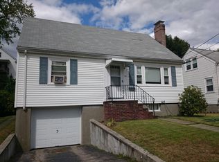 32 Hartlawn Rd, West Roxbury, MA 02132