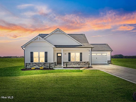 2nd image of 102 Dunbar Hill Drive