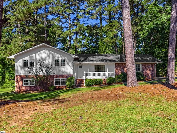 2nd image of 709 Loblolly Dr
