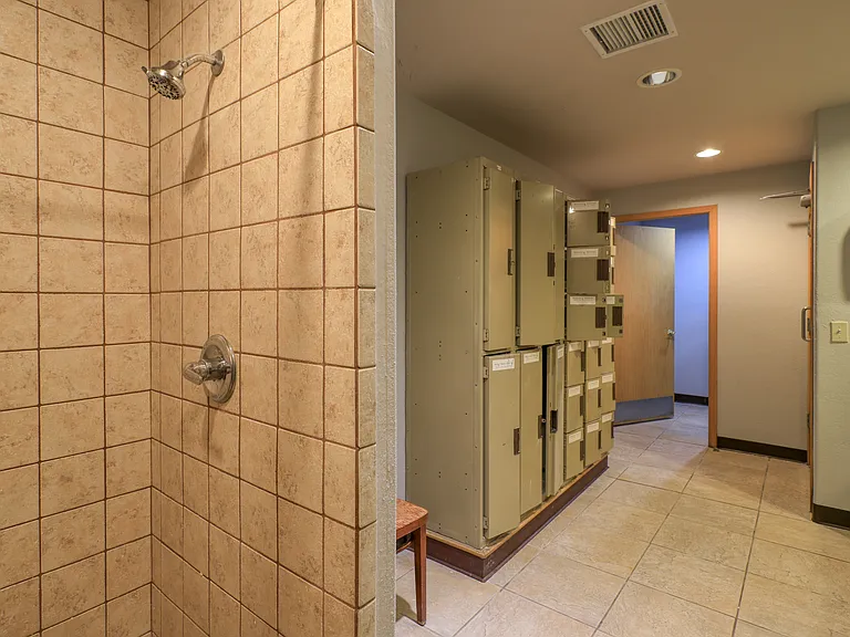450 Lewis St #C8C-3C — Photo 15
