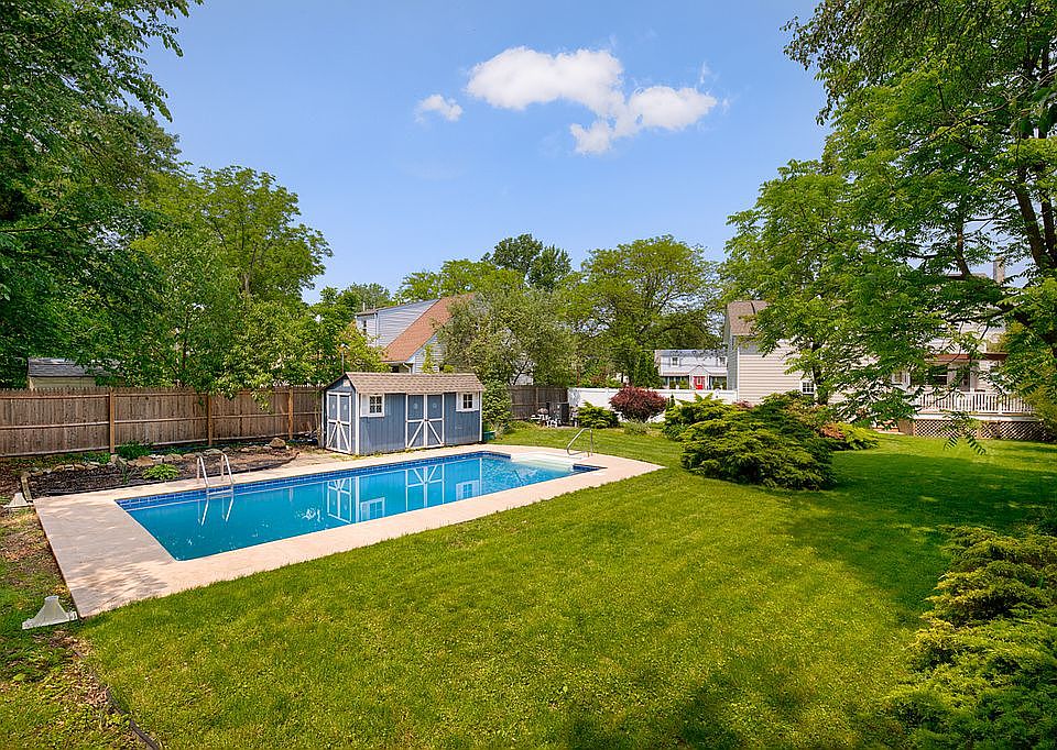 2nd image of 3 Florham Ave