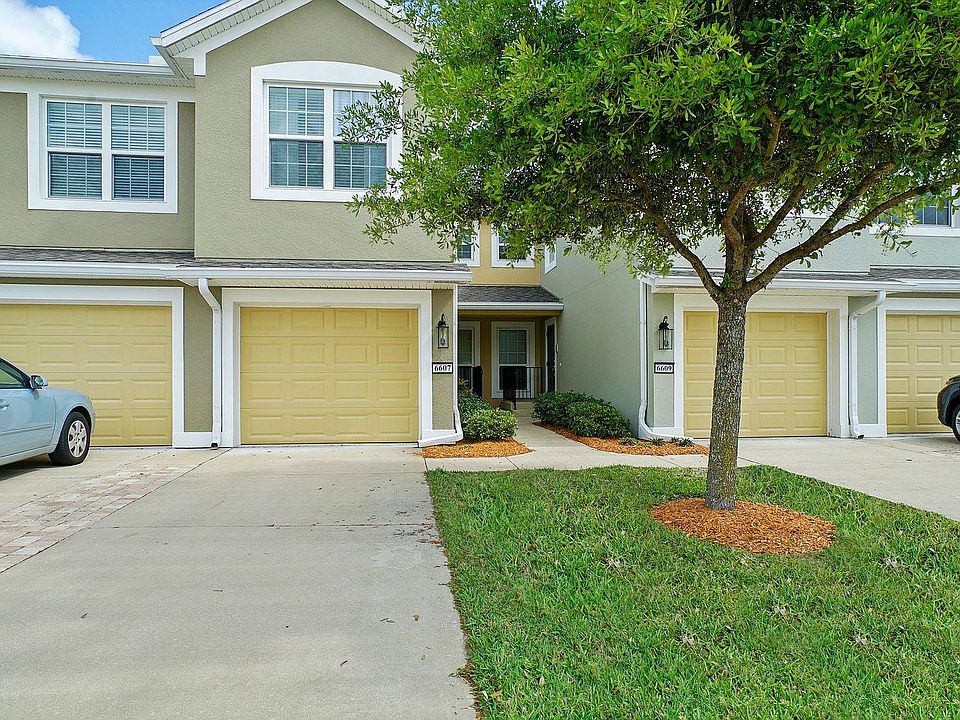 Car garage and drive way