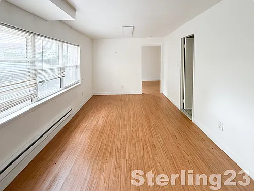 2309 29th St #1B Photo 1 2309 29th St #1B Photo 1