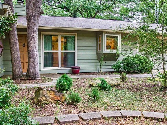 2nd image of 359 Peaceful Woods Trl