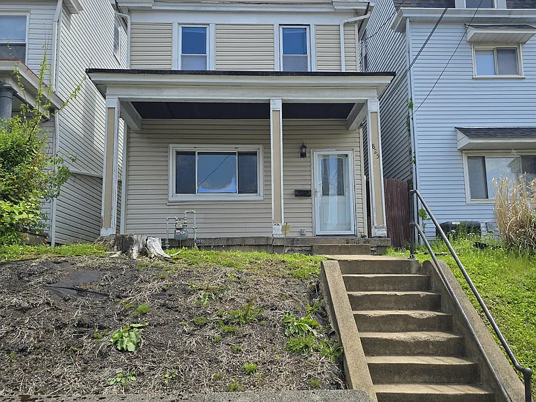 825 Southern Ave — Photo 20