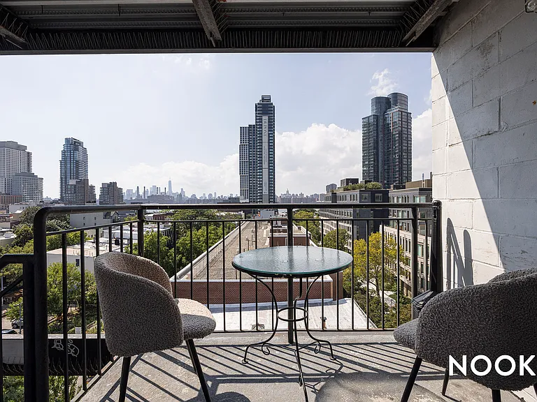 100 Dupont St #1L — Photo 35