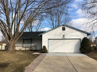 2825 N Heatherlea Dr, Indianapolis, IN