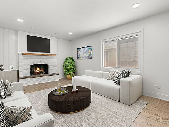 2nd image of 154 Newton Ave