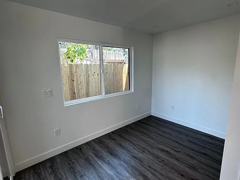 611 Silver Strand Blvd — Photo 11