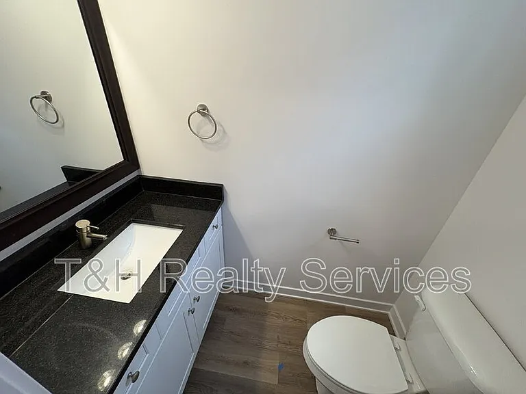 415 N Walcott St #B — Photo 7