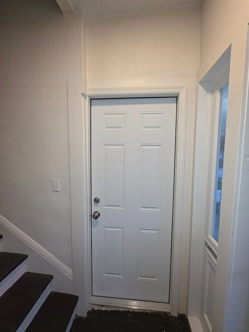 202 Luella Ct — Photo 4