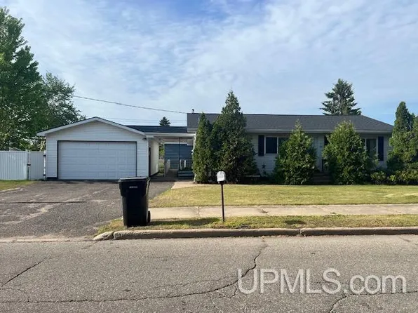 701 S Lincoln Rd, Escanaba, MI 49829