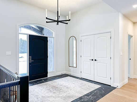 3rd image of 920 Bogdanovic Way