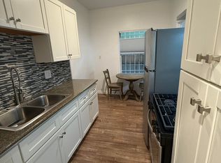 208 N La Peer Dr #3, Beverly Hills, CA 90211