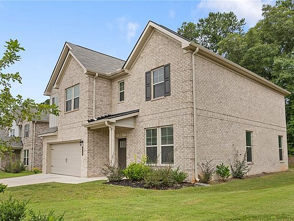 3rd image of 116 Cabin Way