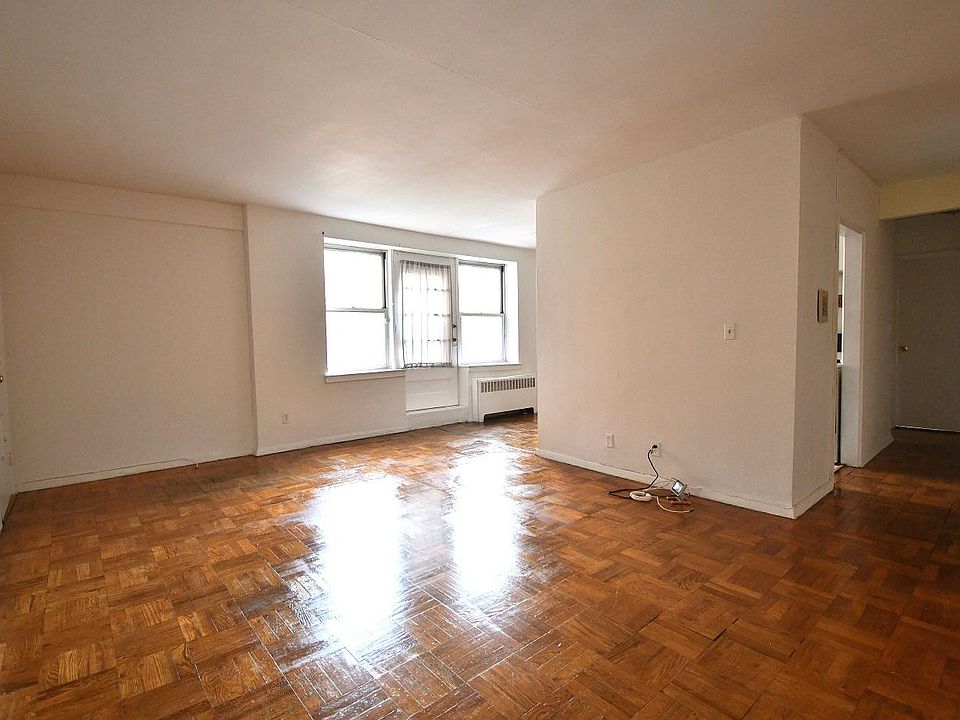 1st image of 1113 Midland Ave
