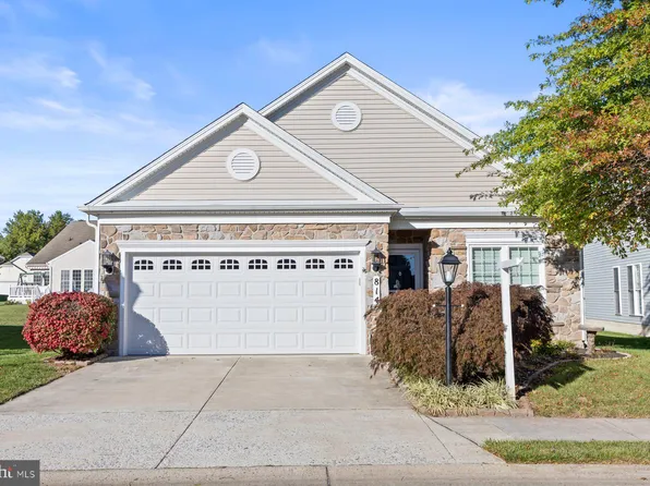 814 Horseshoe Ln, Taneytown, MD 21787