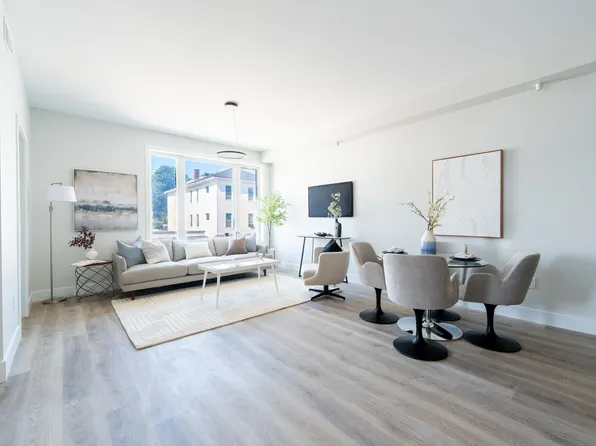 37 Blackstone River Rd #18, Worcester, MA 01607