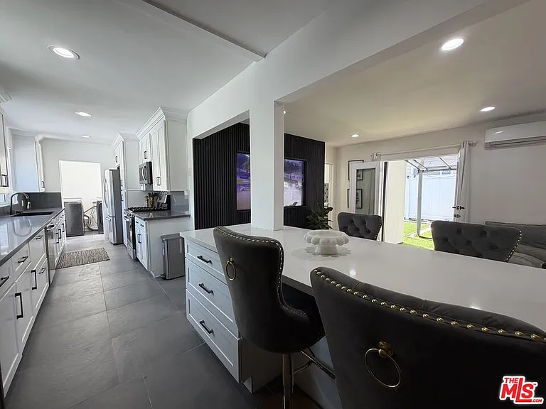 11836 Laurelwood Dr — Photo 22