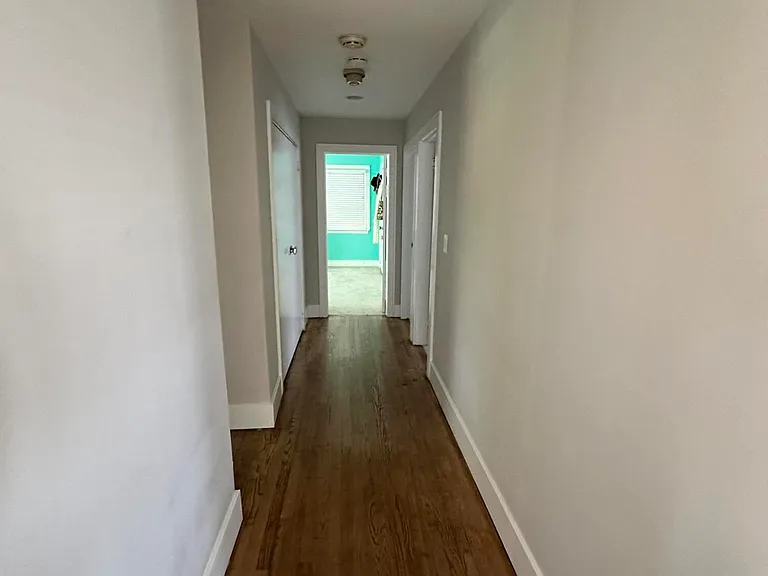 330 Highland Ave — Photo 14