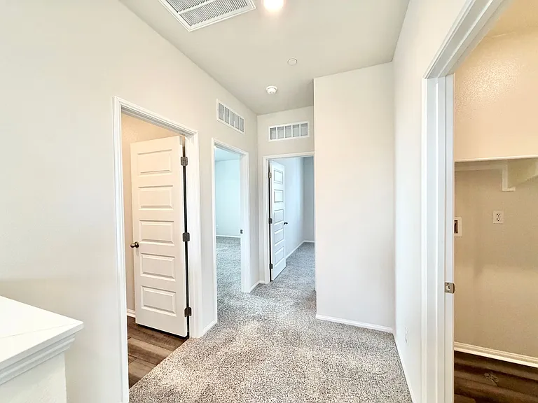 40617 Birchfield Dr — Photo 29