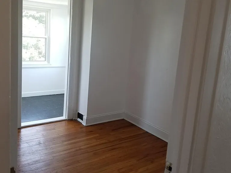 6822 Brownfield Dr — Photo 11