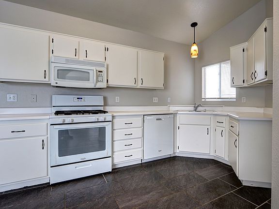 5th image of 5024 Crystal Breeze Ln