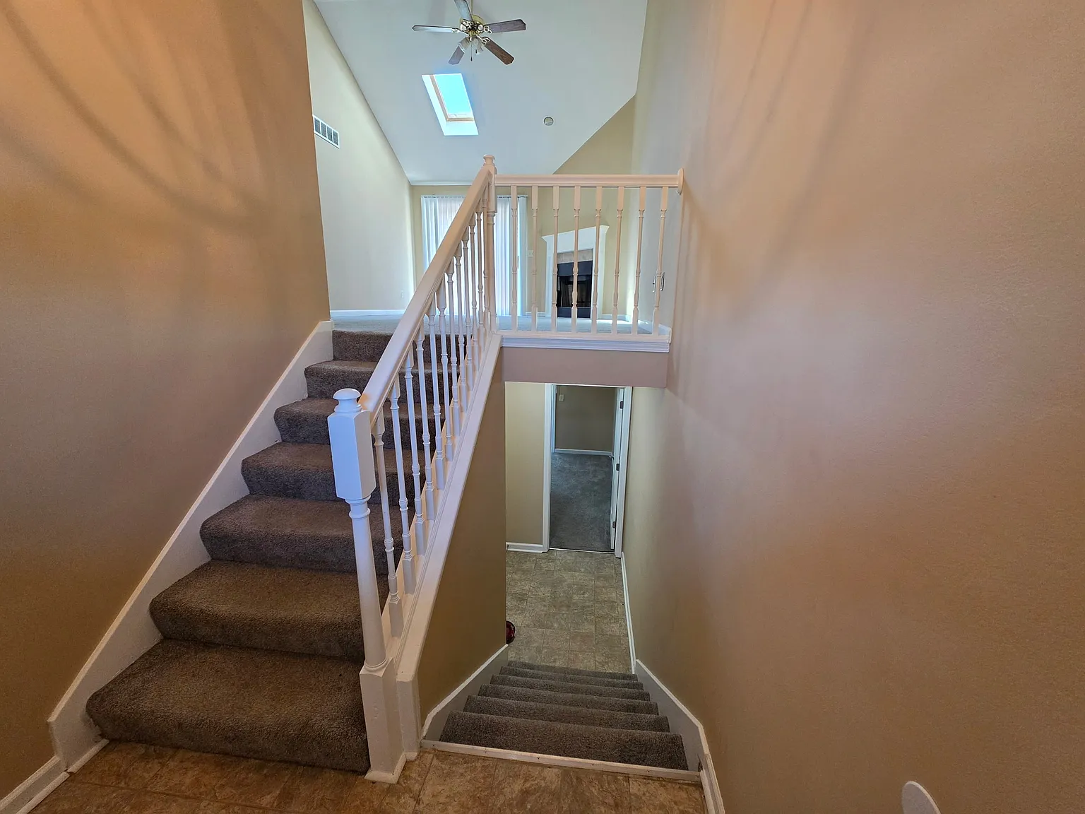3 bed, 1300 sqft, $1,500 — Photo 2