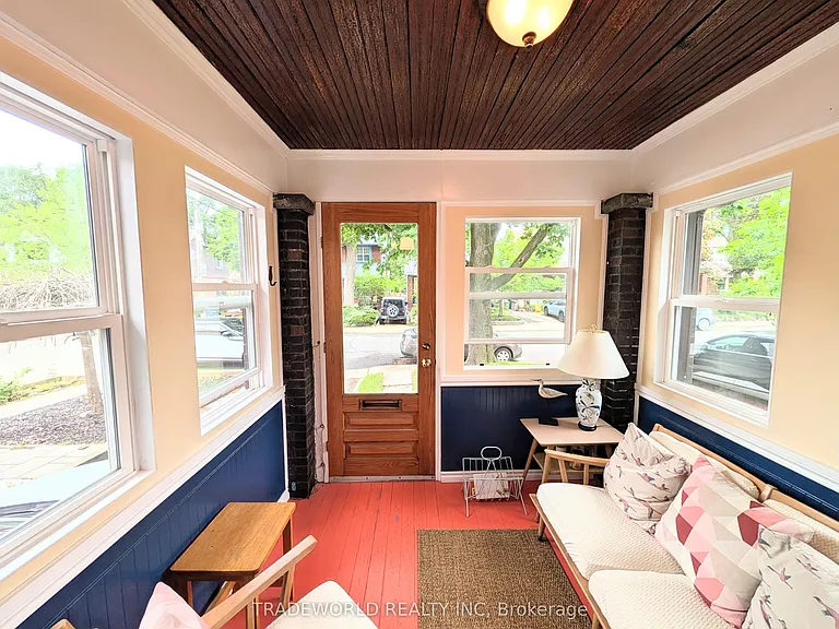 7 Costain Ave — Photo 26