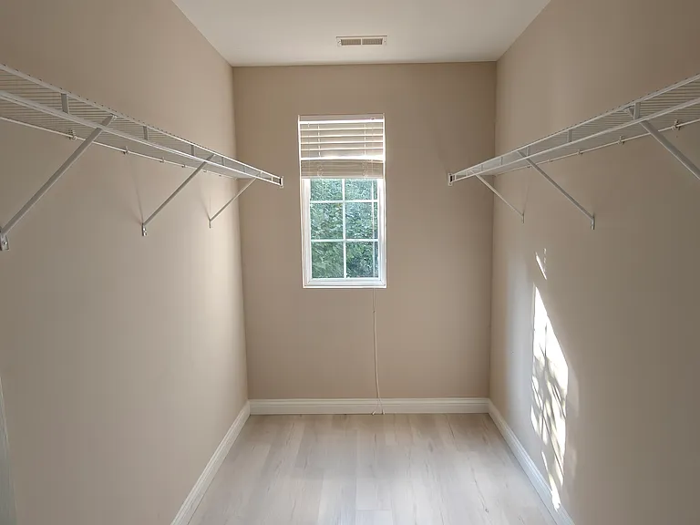 710 Kingston Terrace Ct — Photo 19