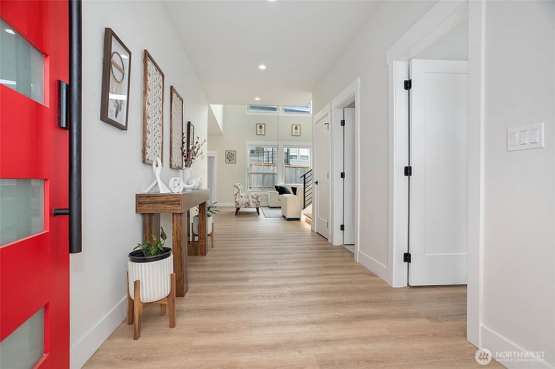 2nd image of 2124 Riverstone Loop