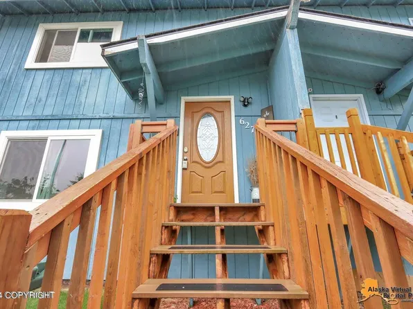 6270 Newt Dr, Anchorage, AK 99507
