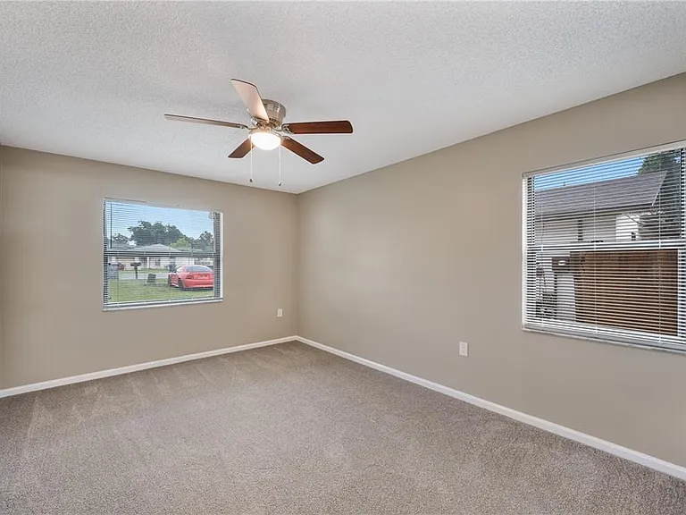 5513 Karan Ct — Photo 14